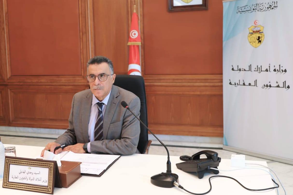 توفير رصيد عقّاري لإنجاز مشاريع عمومية محور اجتماع اللجنة الوطنية الاستشارية للعمليات العقارية.