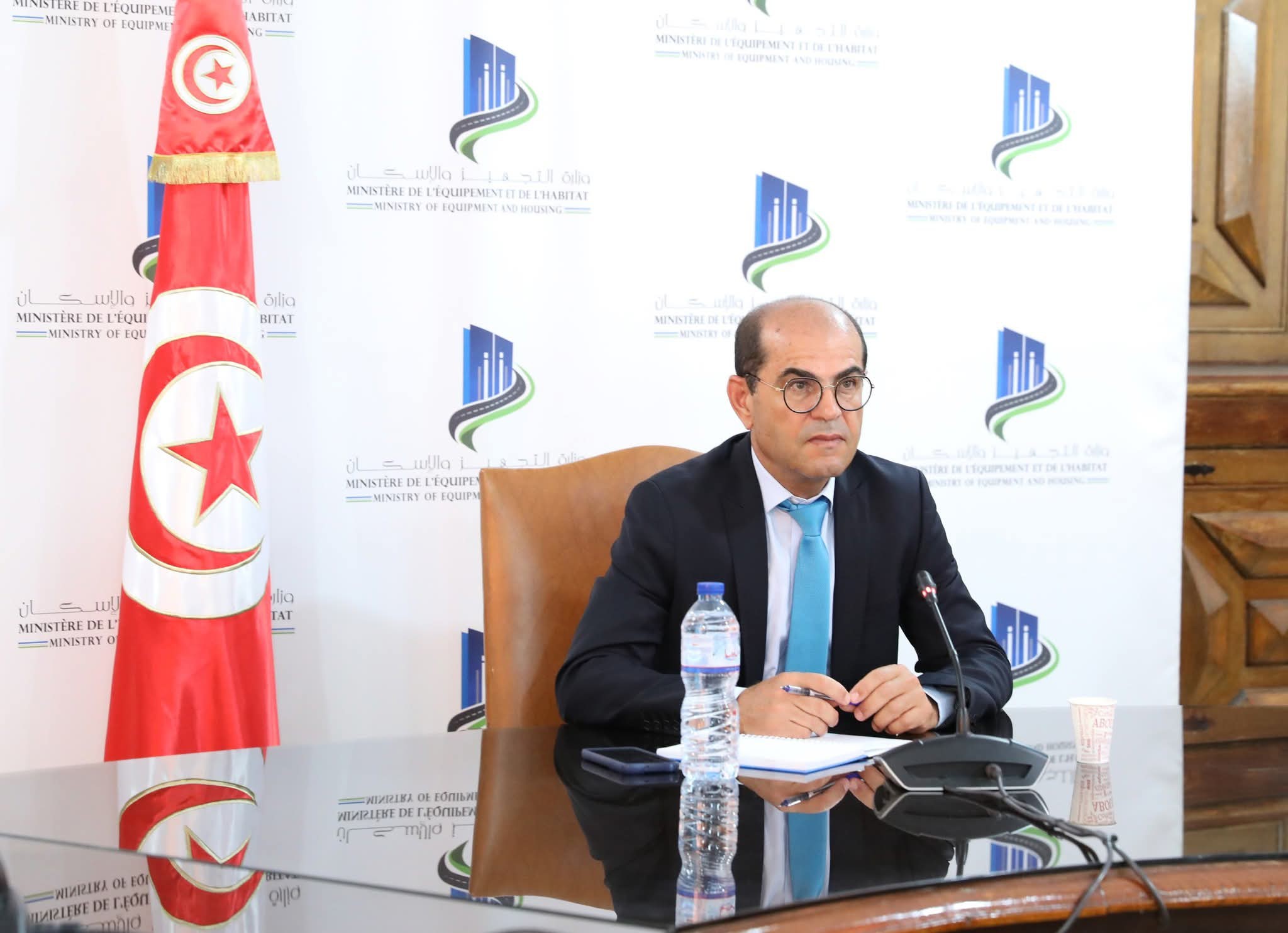 وزير التجهيز يدعو إلى رفع نسق أشغال تهذيب الطرقات الجهوية 122 و43 و117