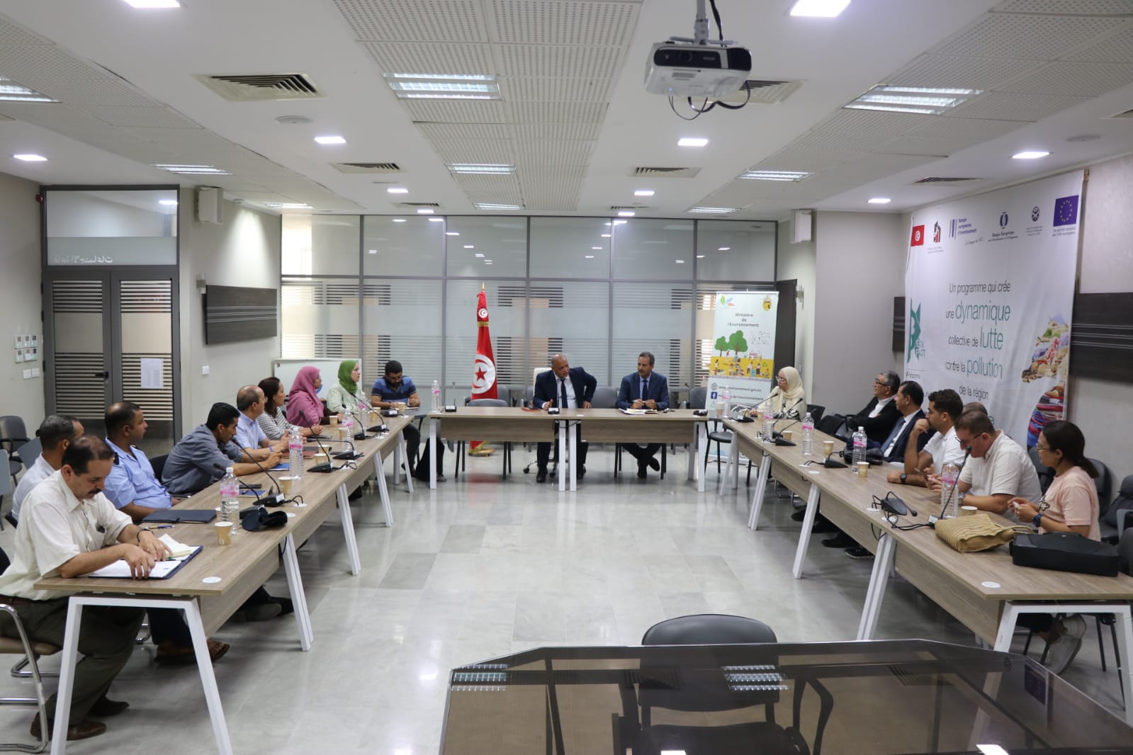 دعم الشراكة بين وزارة البيئة وأصحاب المؤسسات الصناعية.