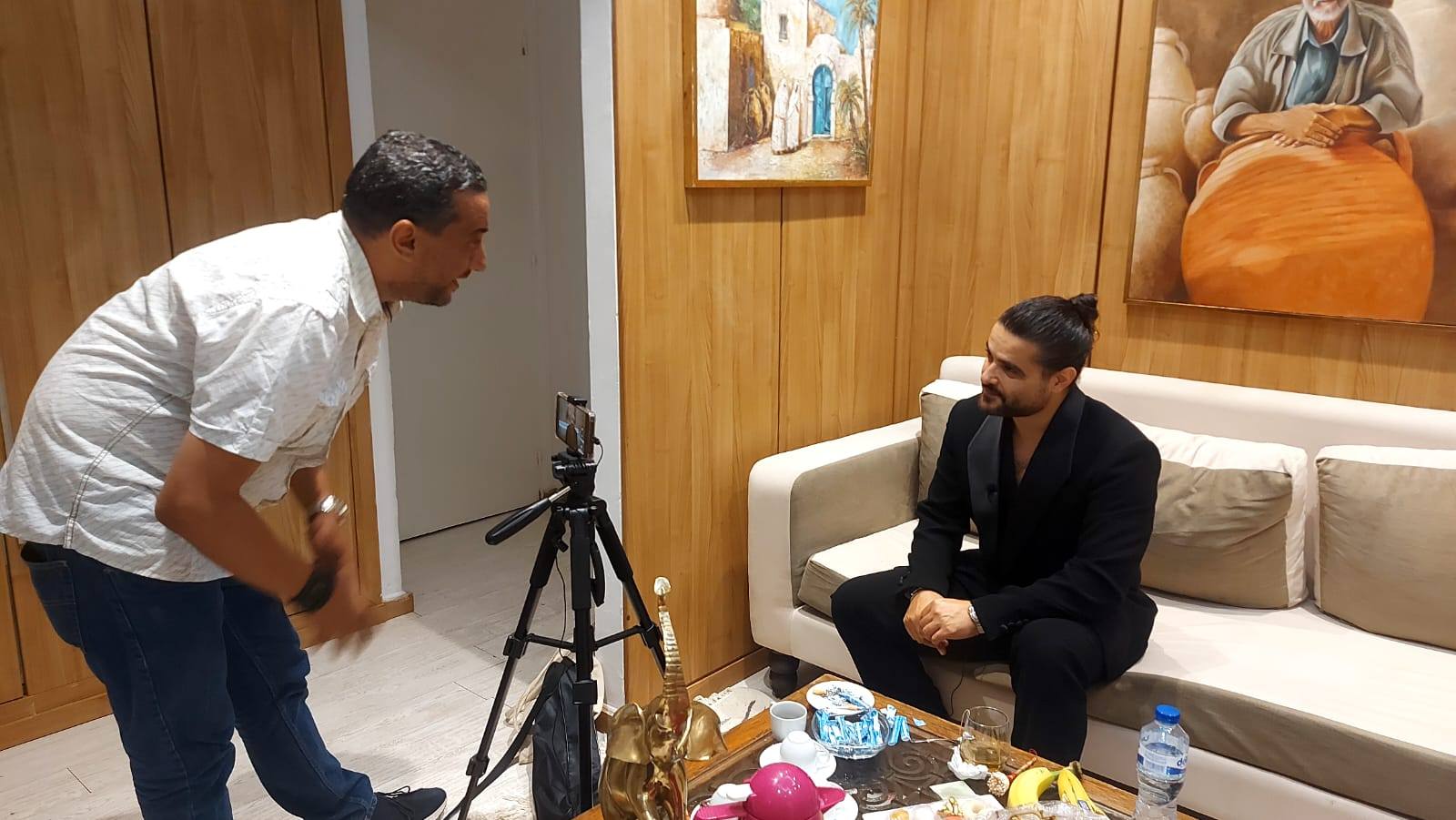   إذاعة الشباب  : حوار خاص  مع   الفنان السوري ناصيف زيتون