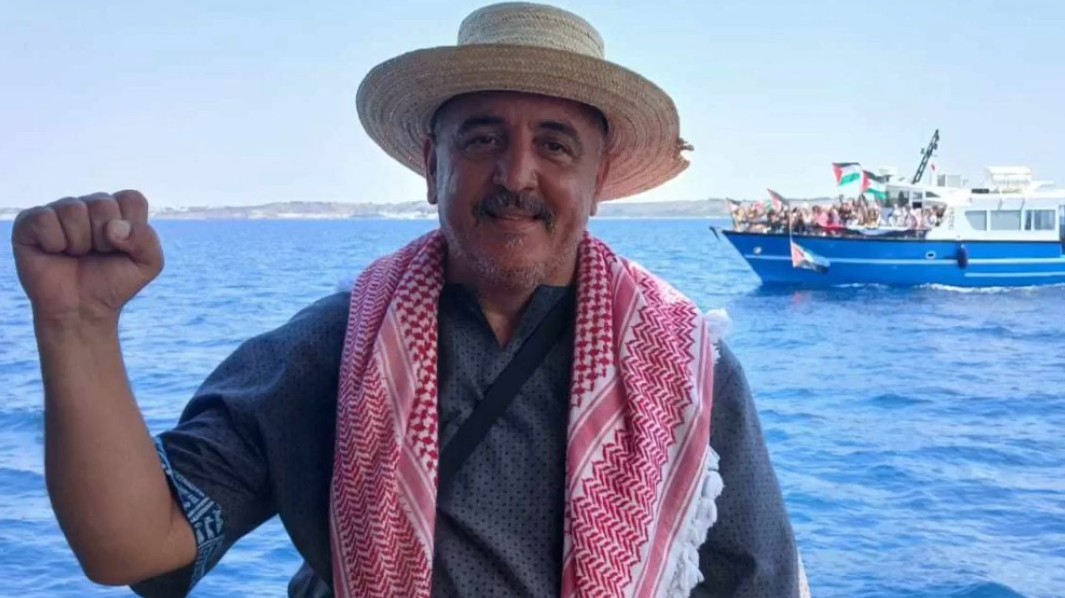 الإفراج عن الناشط النقابي والمدني حاتم العويني ووصوله للأردن