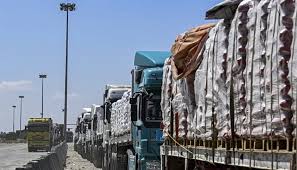 /الأونروا/ : نحو 6000 شاحنة محملة بالمساعدات الغذائية جاهزة للدخول إلى غزة