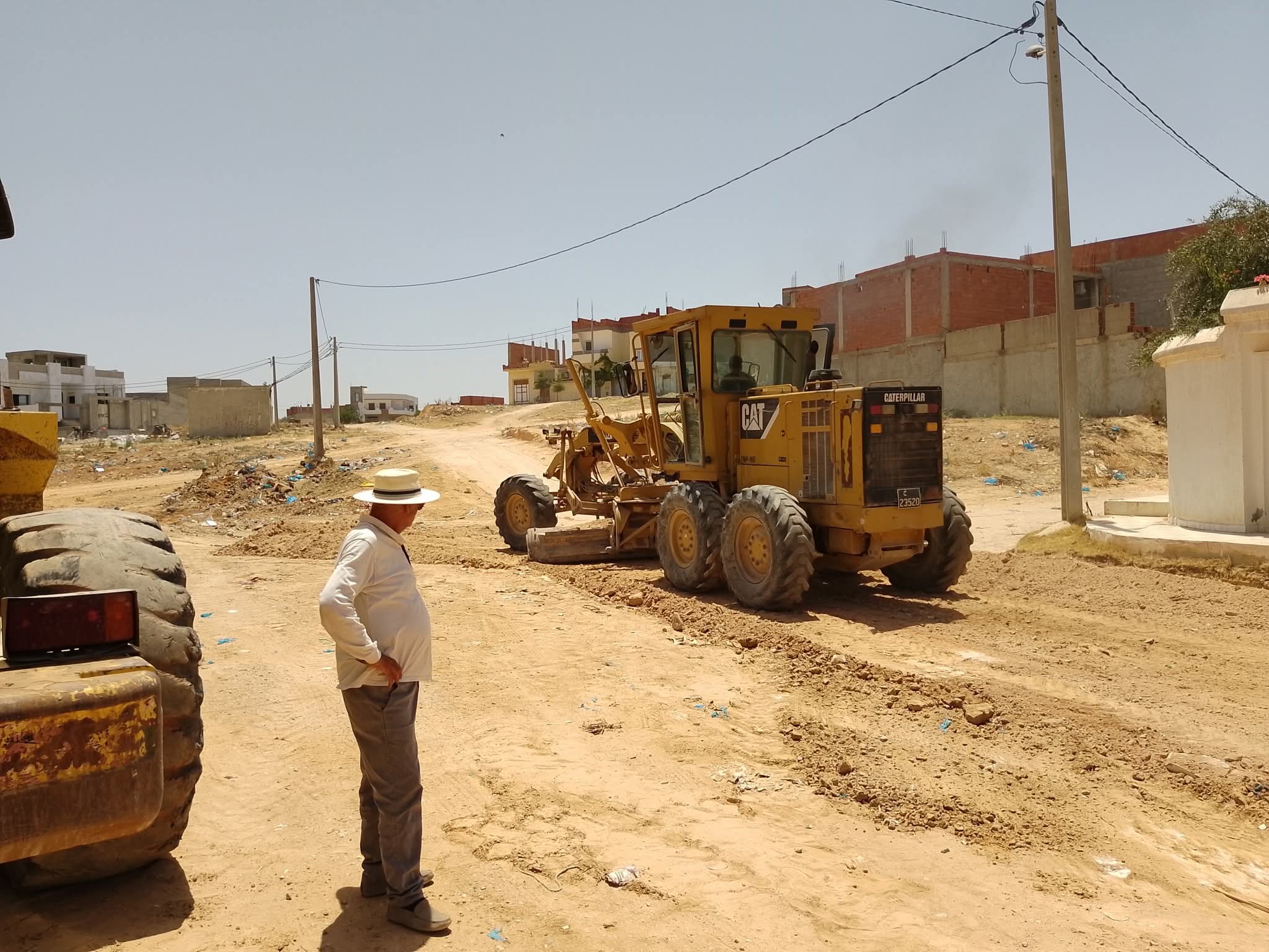 انطلاق أشغال مشروع تعبيد الطرقات بمدينة جمّال 