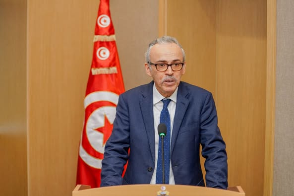 وزير الشؤون الاجتماعية يعطي اشارة انطلاق استغلال وحدة الادوية الخصوصية بمدنين ويشرف على اختتام الندوة الاقليمية للتونسيين بالخارج