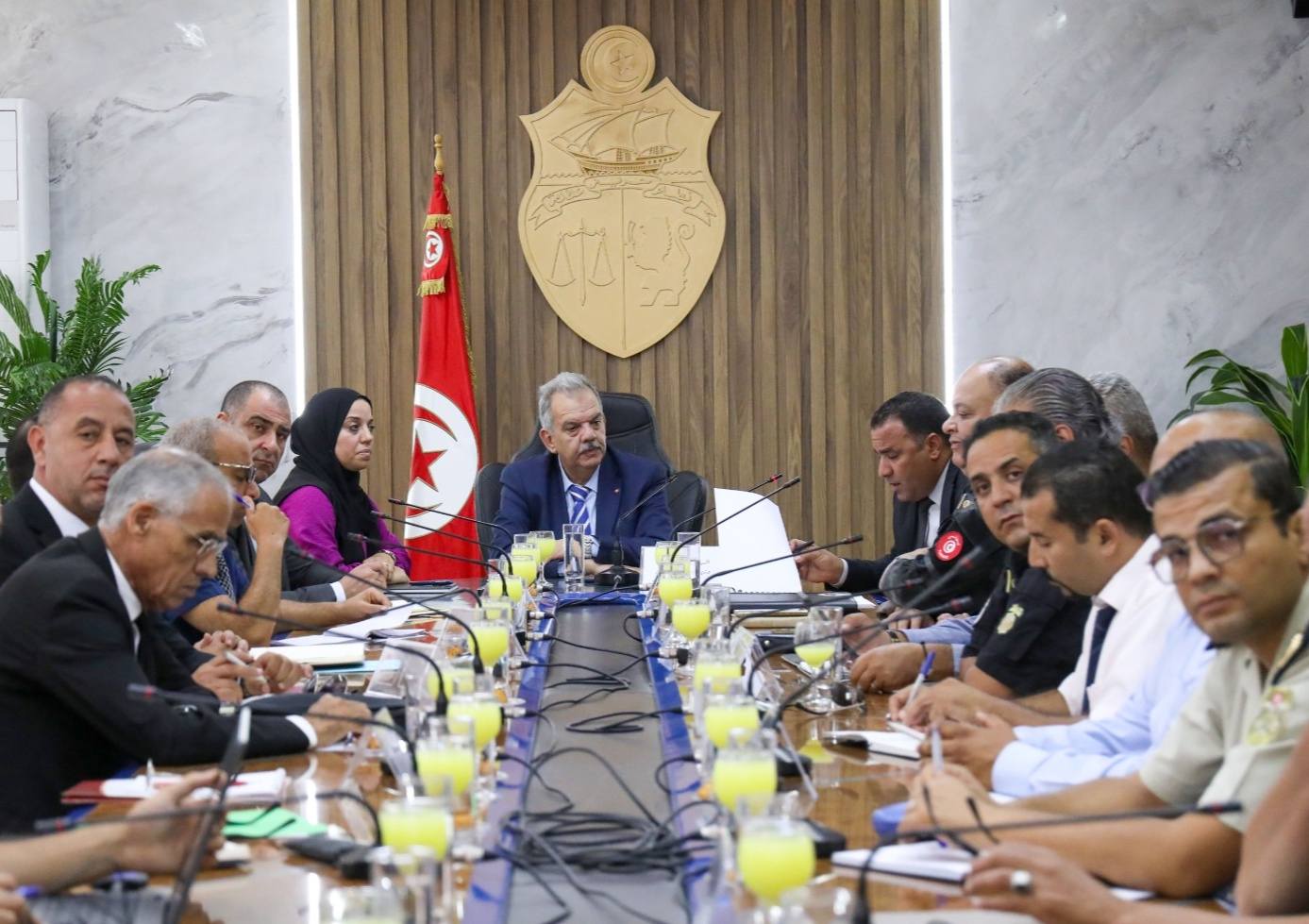جلسة عمل بإشراف وزير الشباب والرياضة حول الاستعدادات الأمنية لانطلاق الموسم الرياضي 2025-2026