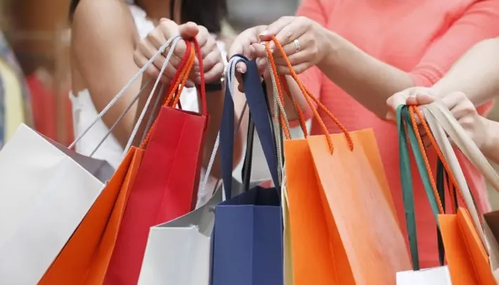 اليوم انطلاق موسم التخفيضات الصيفية