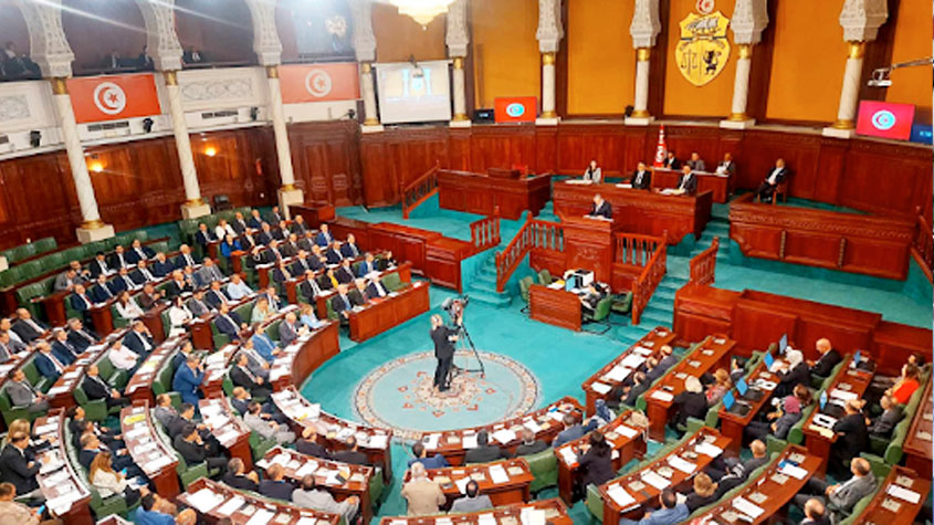 مجلس النواب يحيل مقترح قانون يتعلق بتسوية الوضعية العقارية للأحياء الشعبية العشوائية على لجنة التخطيط الاستراتيجي