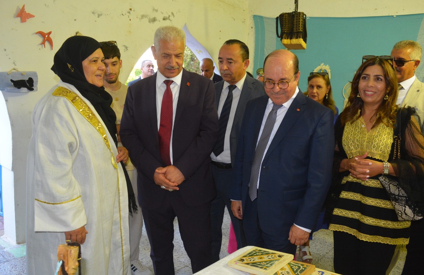 وزيرا السياحة والتجارة يفتتحان الدورة 18 لمعرض الصناعات التقليدية بنابل