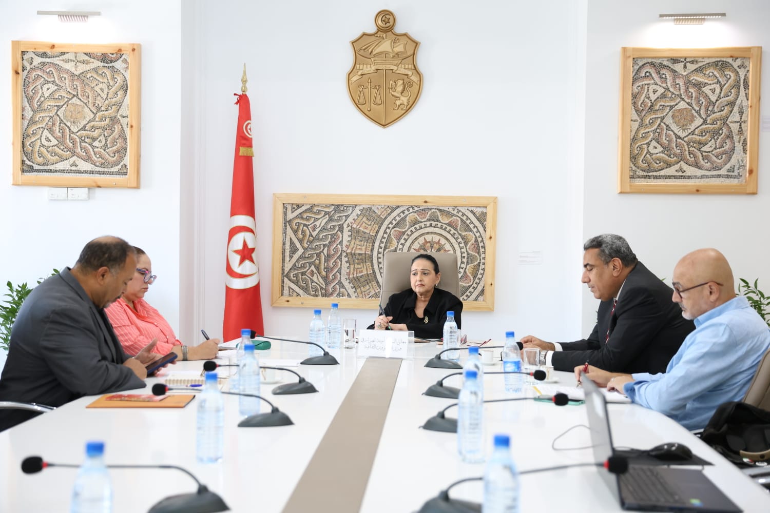وزيرة الشؤون الثقافية تدعو إلى اعتماد رؤية إبداعية متجددة تراعي التقاليد العريقة لدورتي أيام قرطاج السينمائية والمسرحية