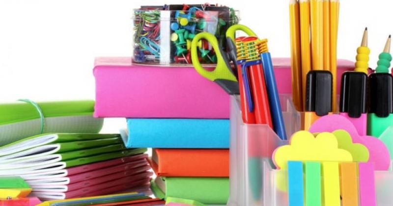 رئيس المنظمة التونسية لإرشاد المستهلك يدعو وزارة التربية إلى توحيد قوائم مستلزمات الأدوات المدرسية على كامل تراب الجمهورية