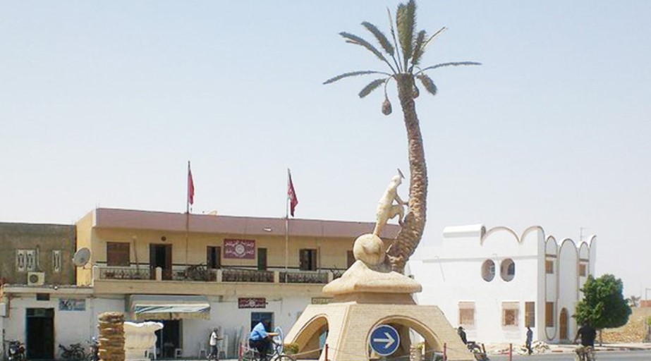 قبلي: حجـز جملة من الأعمدة والتجهيزات خلال حملة ميدانية لمكافحة الاستغلال المُفرط للرصيف