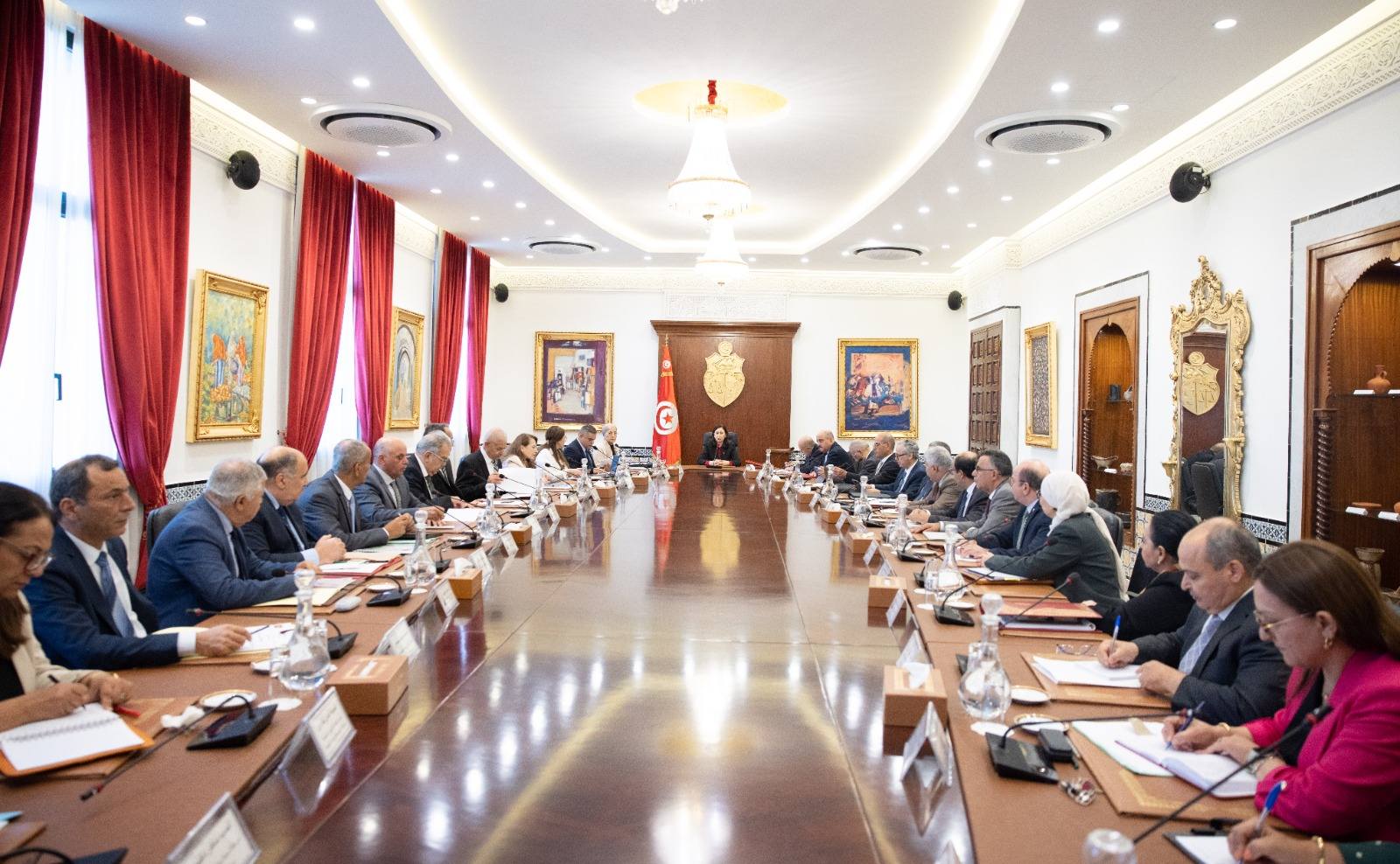 التوازنات المالية لمشروع قانون المالية لسنة 2026 محور مجلس وزاري