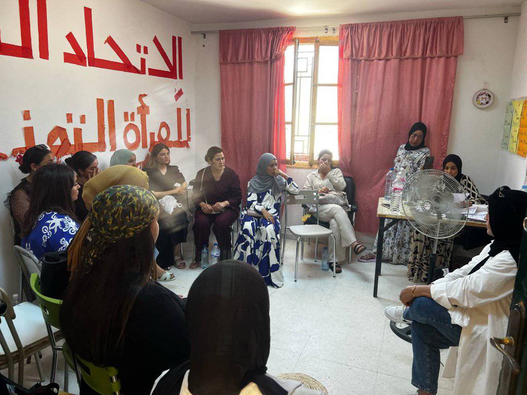  بمناسبة العيد الوطني للمرأة : تنظيم مواكب وتظاهرات تنشيطية بولايات الجنوب والوسط الغربي لتكريم النساء العاملات في عدة مجالات