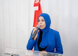 كاتبة الدولة المكلفة بالشركات الأهلية تؤكد بقبلي اتخاذ إجراءات جديدة لمرافقة وتمويل هذه الشركات