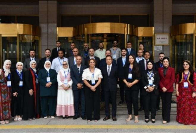 صحفيون تونسيون يشاركون بالصين في دورة تدريببة مخصصة للصحفيين من الدول العربية
