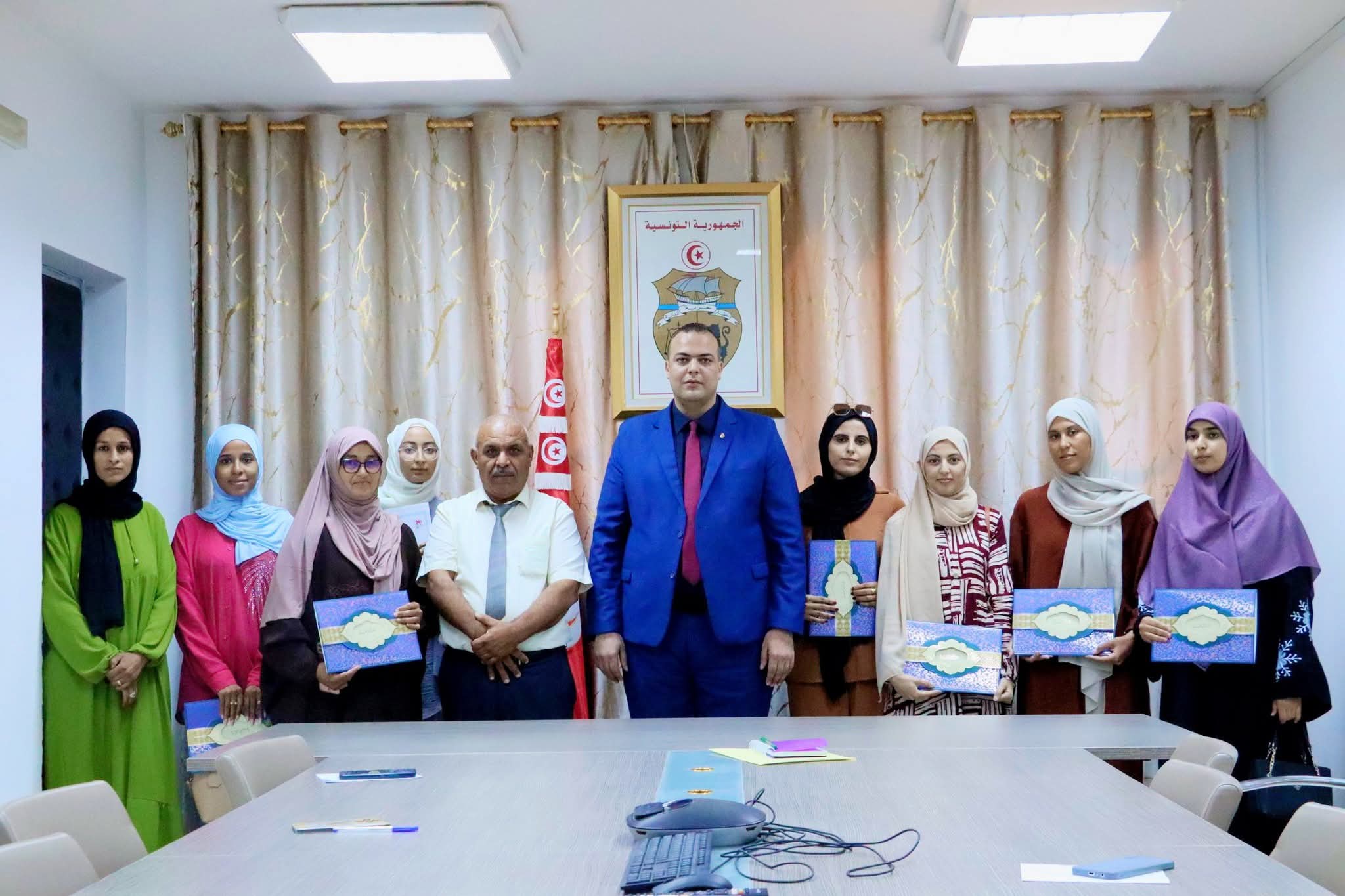 تطاوين : تسليم إشعارات لتمويل 07 مشاريع نسائية ضمن البرنامج الوطني لريادة الأعمال النسائية و الإستثمار "رائدات"