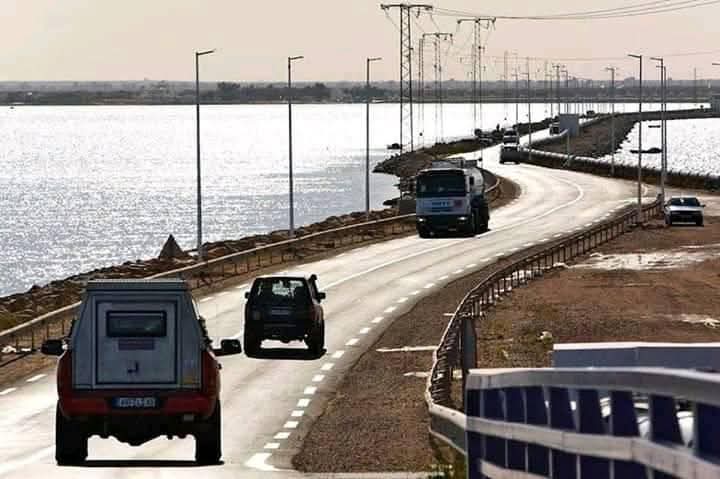 وزارة التجهيز تدعو مستعملي بطاحات جربة لاعتماد الطريق السيارة واتباع الطريق الوطنية رقم 1