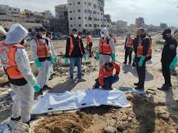  الدفاع المدني بغزة يعلن عن استشهاد  42 فلسطينيا فى القطاع 