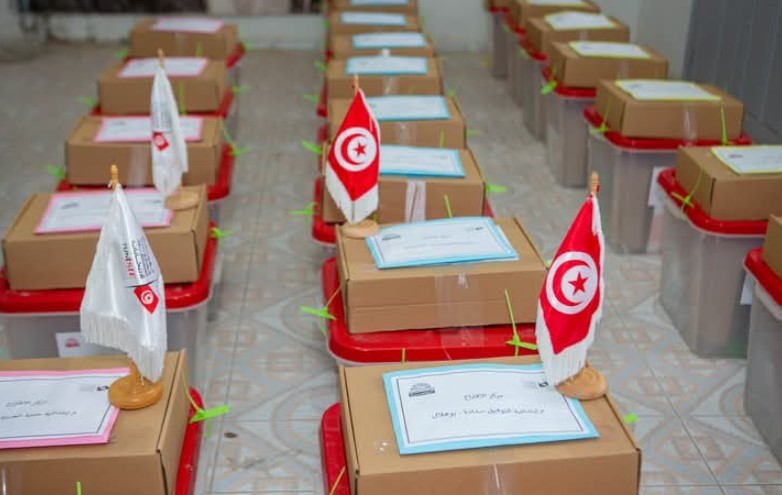 الإنتخابات التشريعية الجزئية بدائرة دقاش- حامة الجريد- تمغزة:  بدء عملية فرز الأصوات