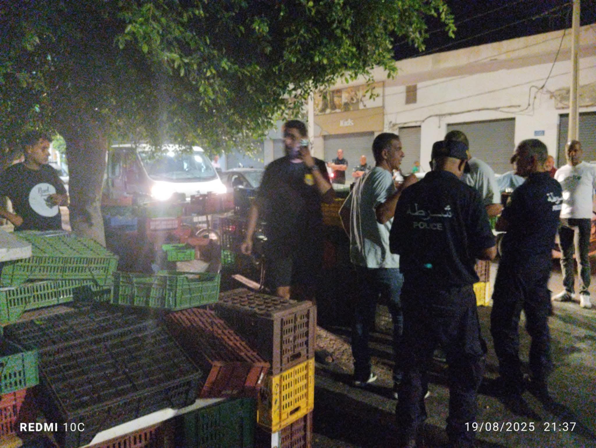 قابس: تحرير 13 مخالفة صحية و16 محضرا اقتصاديا خلال حملة مشتركة موسعة لإزالة الانتصاب الفوضوي بمدينة قابس