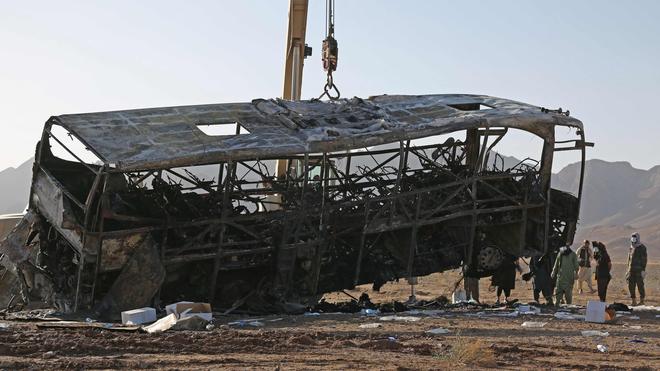 افغانستان: مقتل 79 شخصا على الأقل في حادث سير