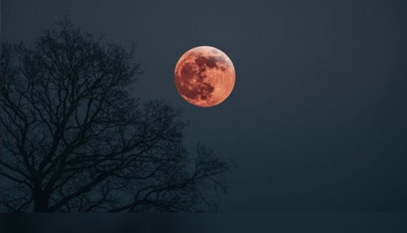   2025 المعهد الوطني للرصد الجوي : خسوف كلي للقمر يوم الأحد 7 سبتمبر 