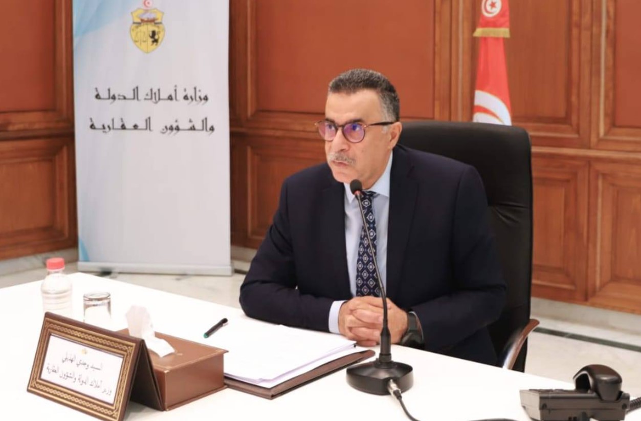 وزير أملاك الدولة يُؤكد ضرورة تثمين الدور الإجتماعي والإقتصادي للعقارت الدولية وفق المقاربة الجديدة