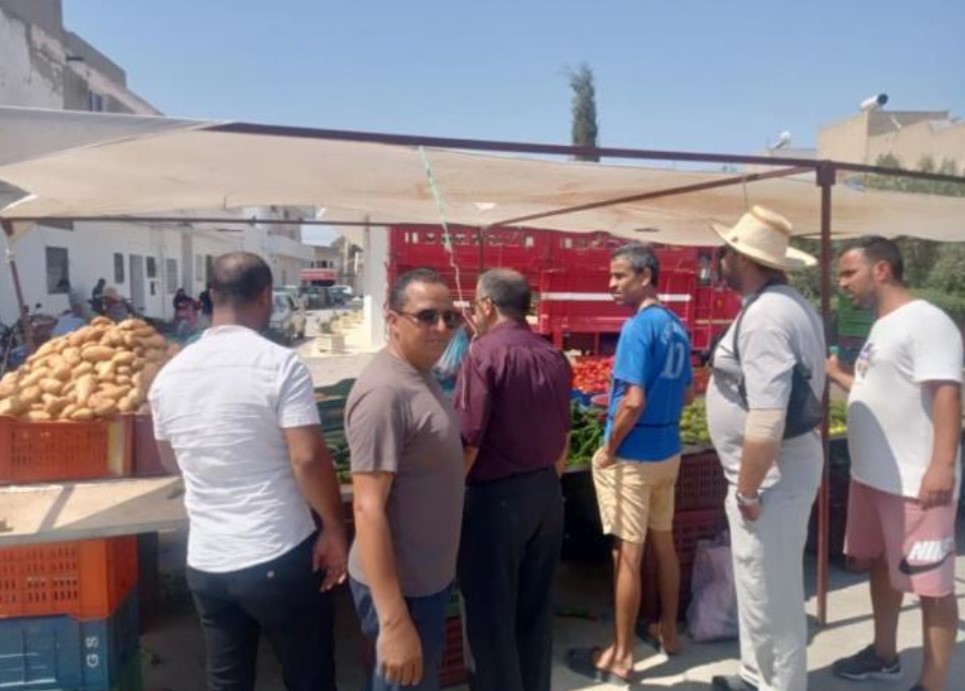 المنستير : إجراءات جديدة لتنظيم الانتصاب بالسوق الأسبوعية بخنيس