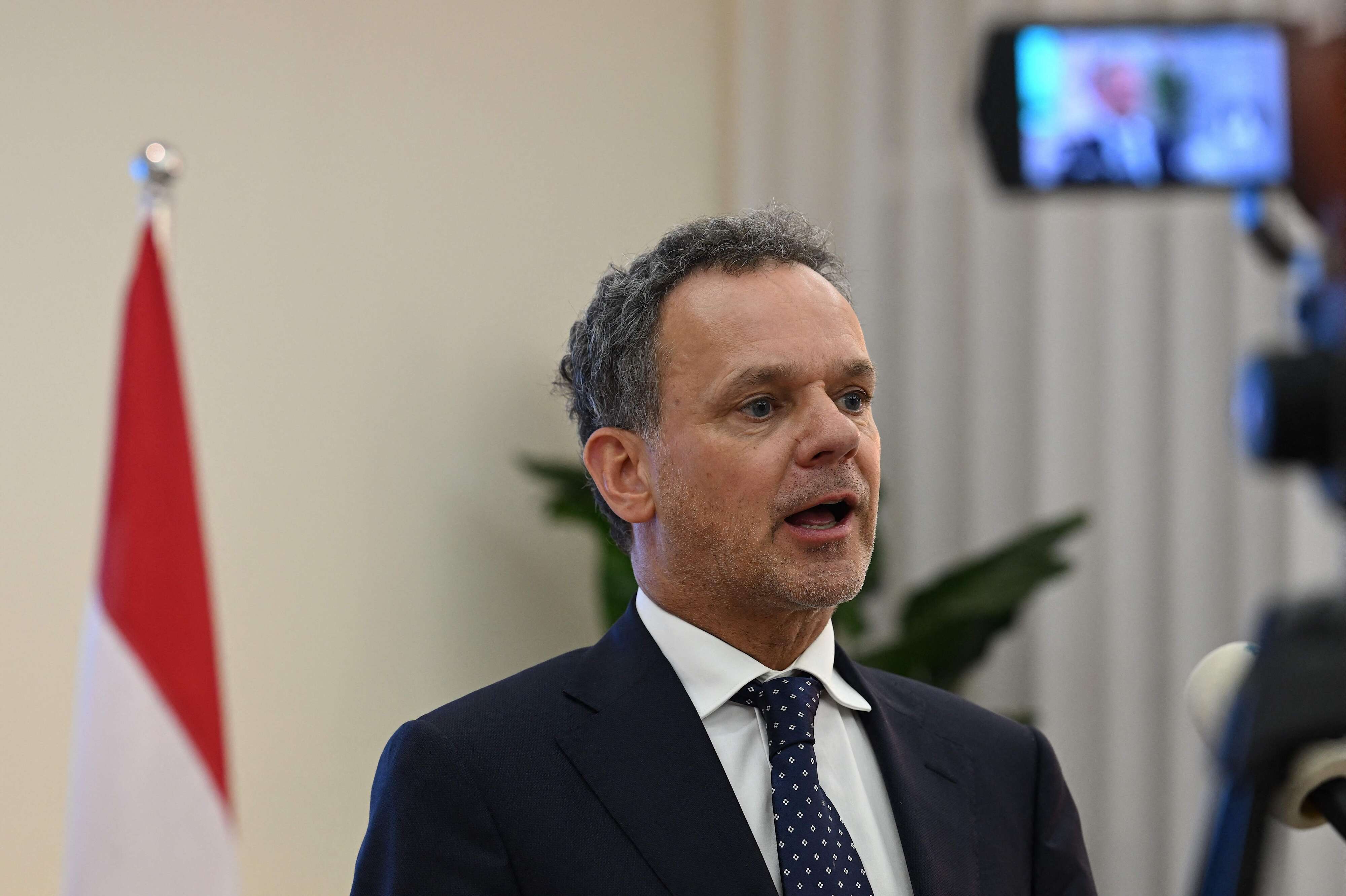 استقالة وزير خارجية هولندا من حكومة تصريف الأعمال بسبب غزة