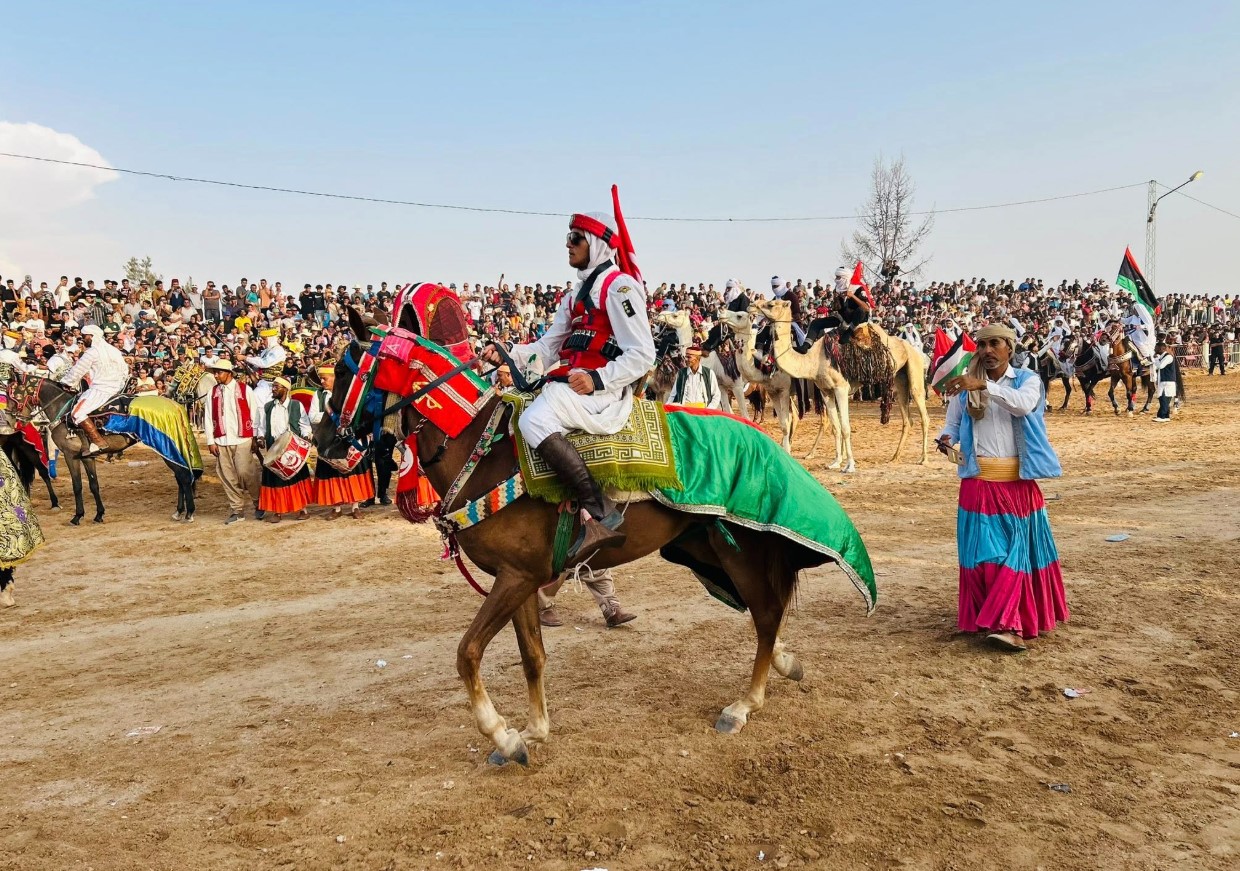 سيدي بوزيد: افتتاح فعاليات الدورة 32 لمهرجان سيدي علي بن عون الدولي