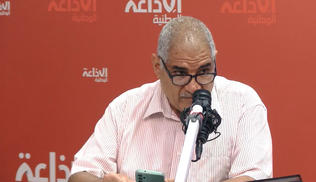 لطفي الرياحي: توحيد قائمة الكراسات المدرسية ساهم في التخفيض من الكلفة بنسبة 30 % ونطالب بتوحيد بقية المستلزمات