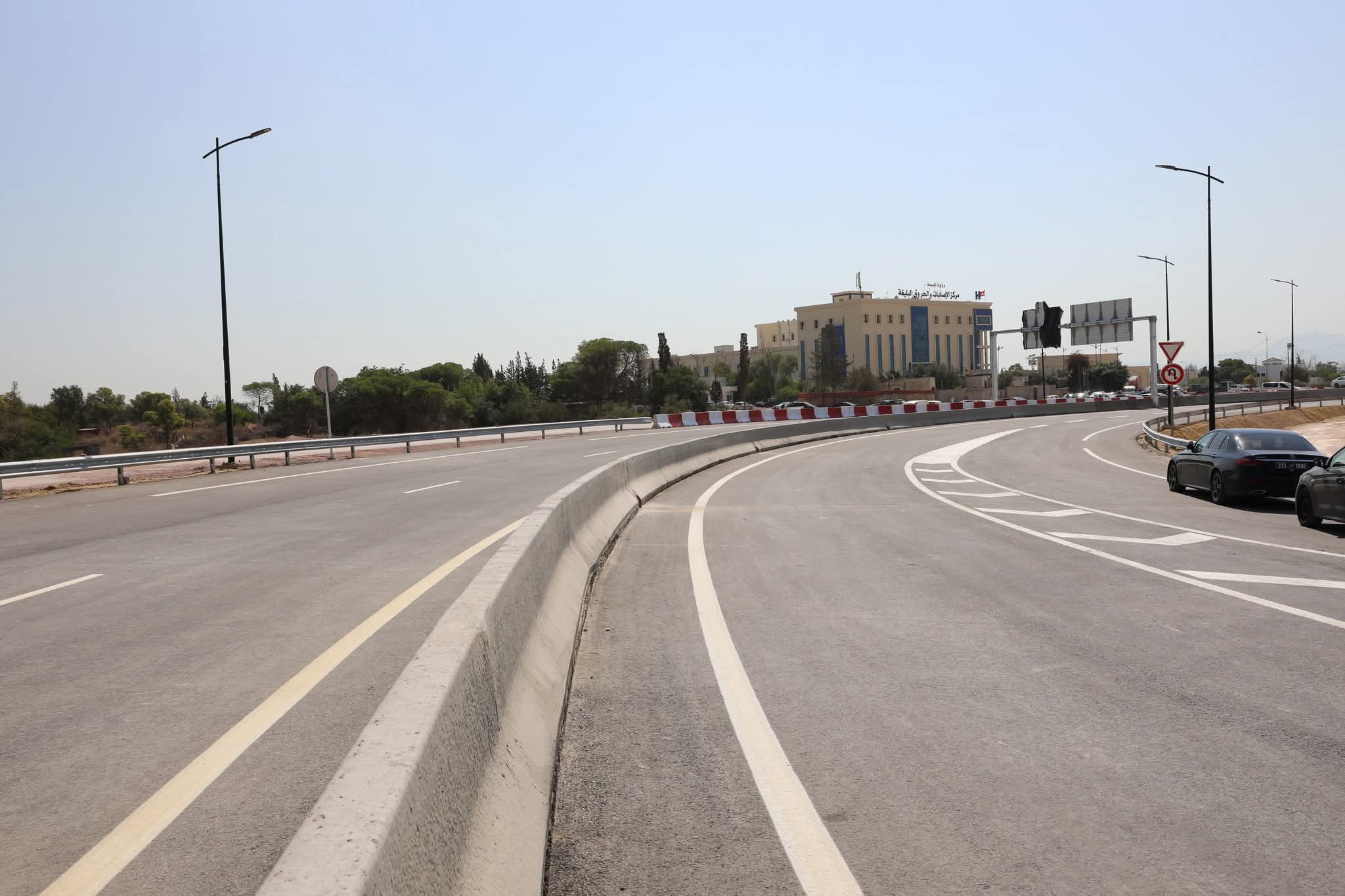 وزارة التجهيز: فتح جسر على مستوى الطريق الجهوية رقم 22 يربط مستشفى الحروق البليغة ببن عروس بمداخل المروج 