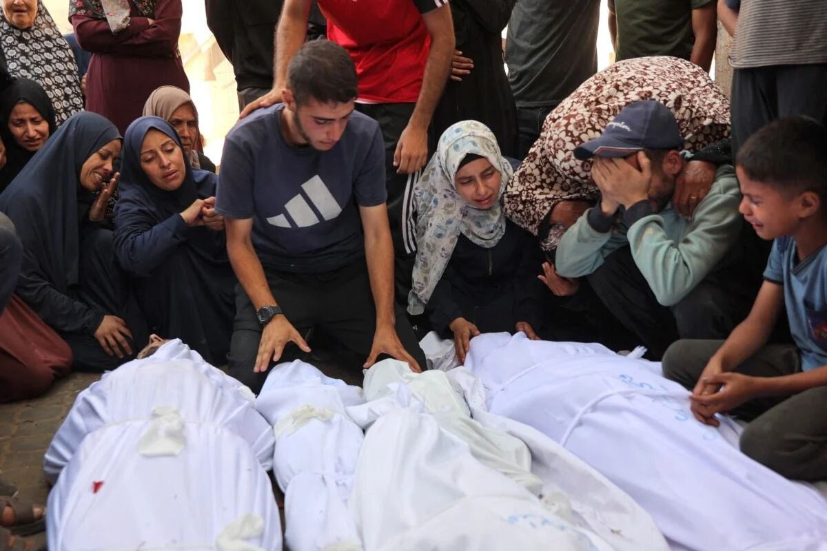 استشهاد 14 فلسطينيا في قصف صهيوني على عدة مناطق من  قطاع غزة