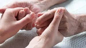 وزارة الصحة تعلن ادراج اختصاص طب الشيخوخة في كليات الطب في خطوة تهدف إلى تأمين رعاية صحية متكاملة تراعي خصوصيات المسنين