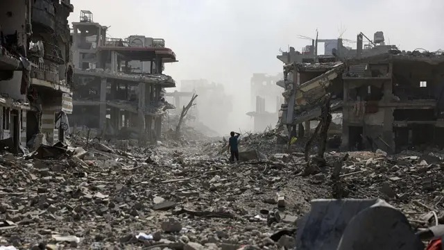 الجيــ ش الإسرائيــ لي: إخلاء مدينة غــ زة من سكانها "لا مفر منه"