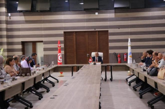وزارة البيئة تنطلق في معالجة 400 طن من نفايات ثنائي الفينيل متعدد الكلور المتواجد لدى المؤسسات العمومية والشركات الخاصة