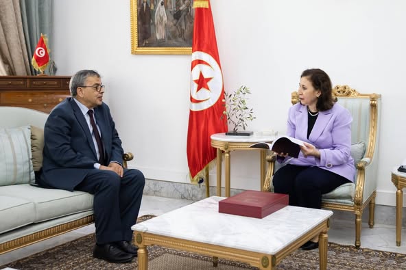 رئيسة الحكومة تؤكد أهمية النتائج التي حققها البنك المركزي وضرروة التعويل على الذات في ظل دور محوري للبنك في معاضدة جهود الدولة