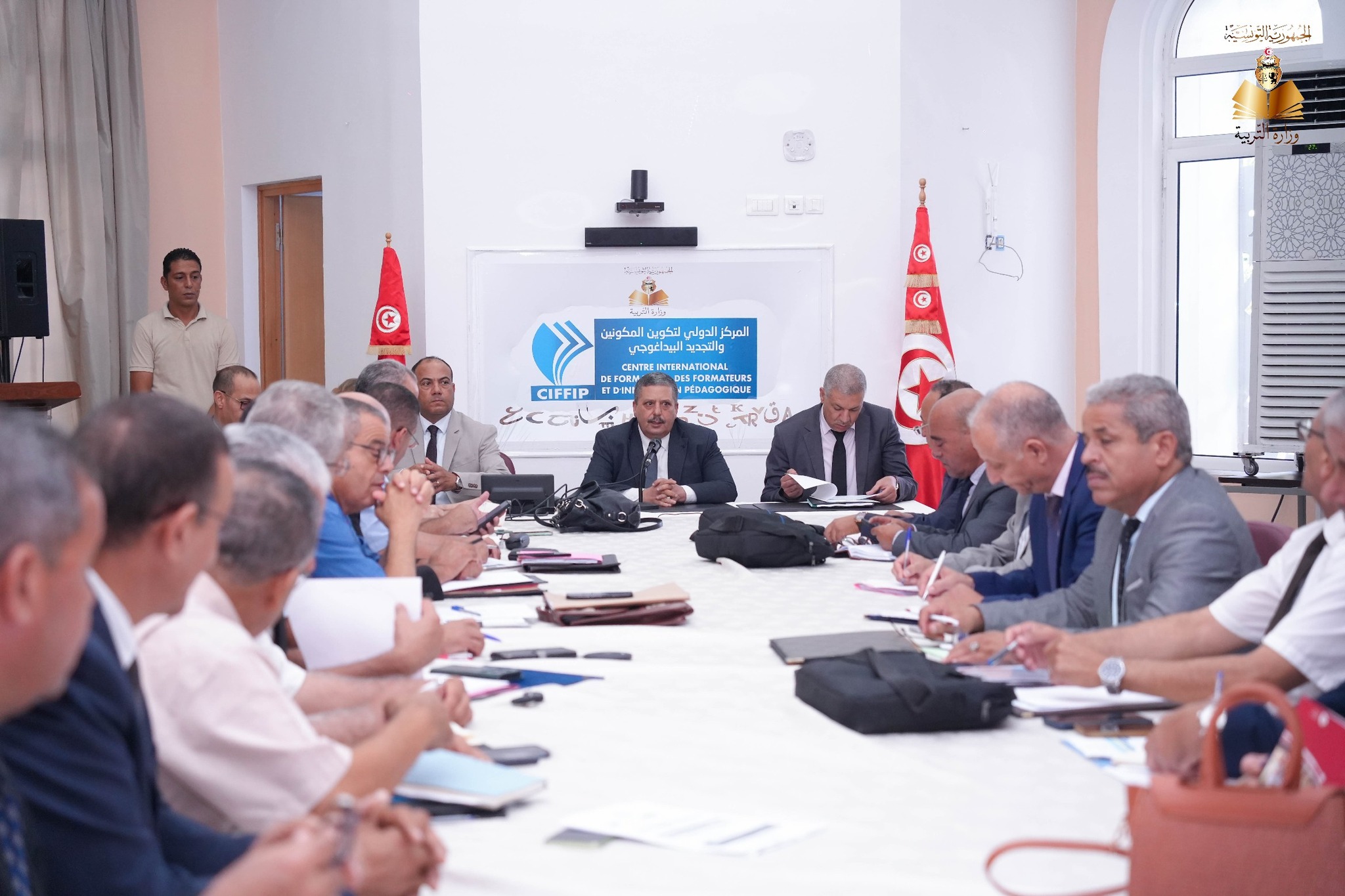 وزير التربية يشرف على أشغال الندوة الدورية للمندوبين الجهويين للتربية. 