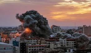 استشهاد 10 فلسطينيين في قصف جوي صهيوني على غزة