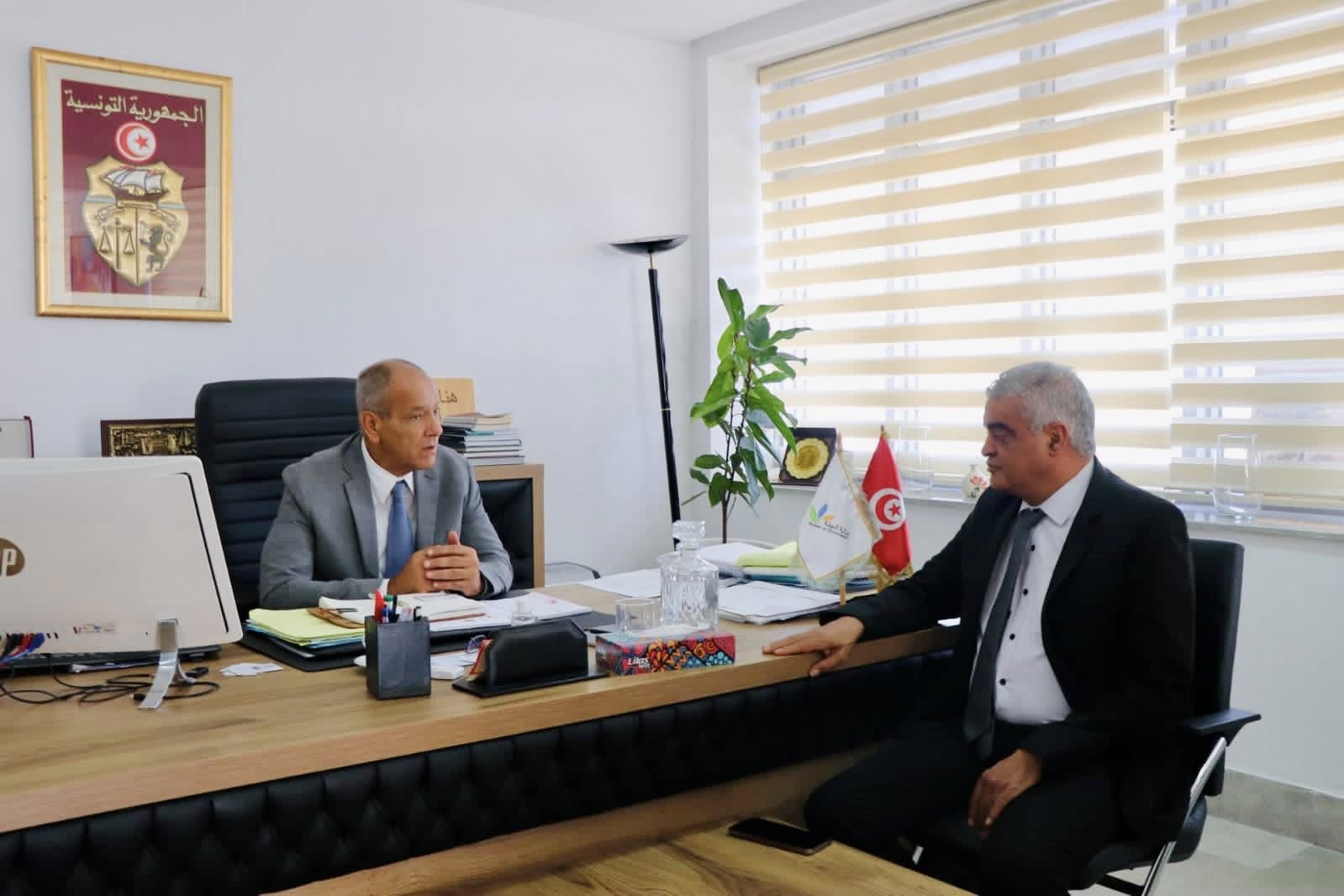 وزارة البيئة والتلفزة التونسية تتفقان على برمجة إنتاج وثائقيات متخصصة لمعالجة القضايا البيئية وتوعية الناشئة