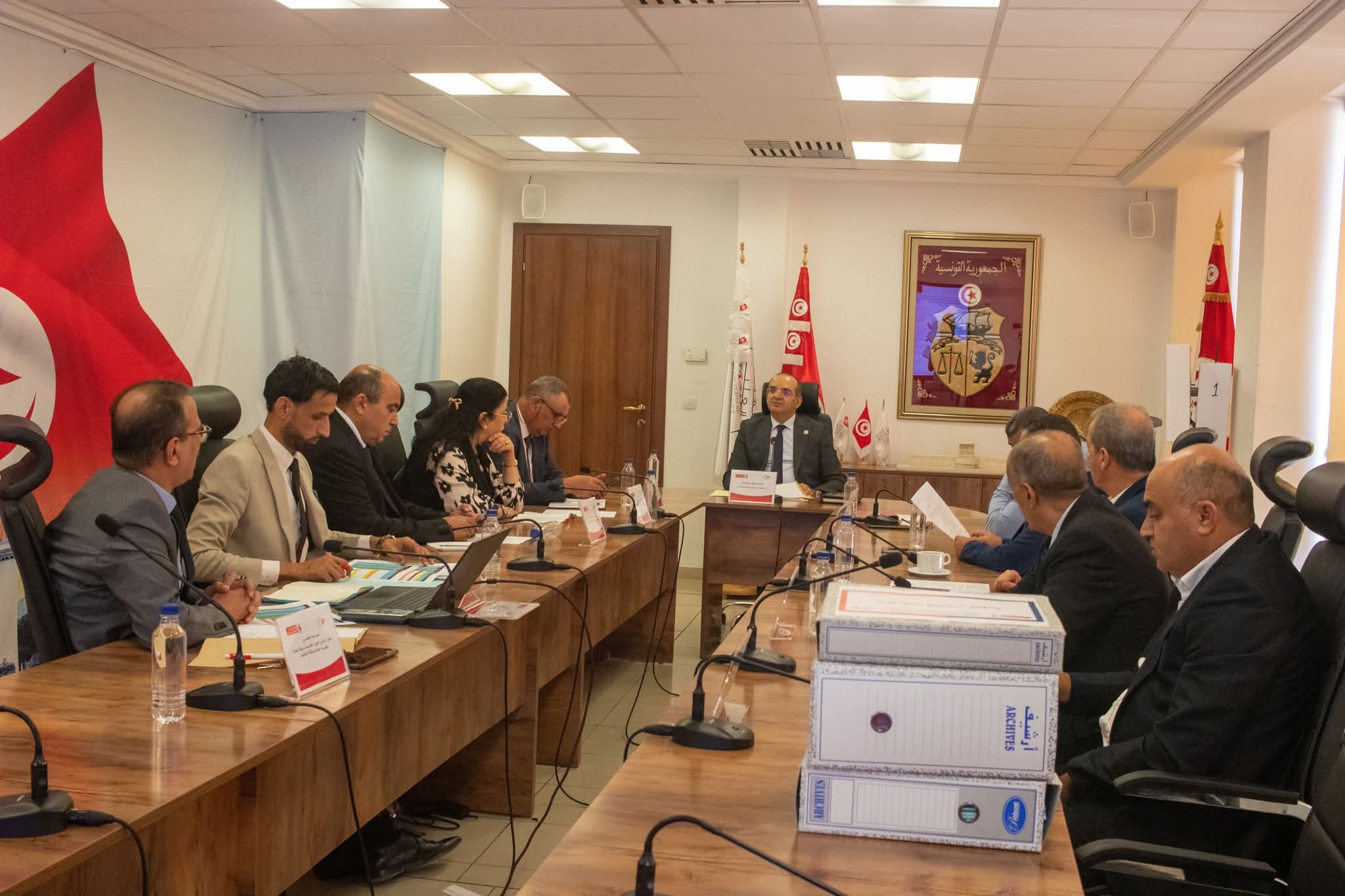 مجلس هيئة الانتخابات يصادق على نتائج قرعة التناوب على عضوية المجالس الجهوية والتداول على رئاسة المجالس المحلية والجهوية