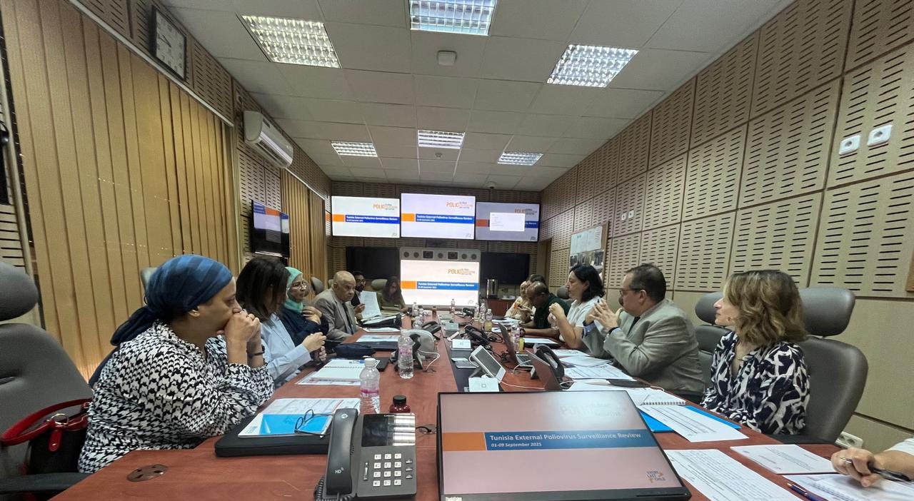 منظمة الصحة العالمية وزارة الصحة تطلقان مبادرة إقليمية لتعزيز نظام الترصد الوبائي لشلل الاطفال في تونس