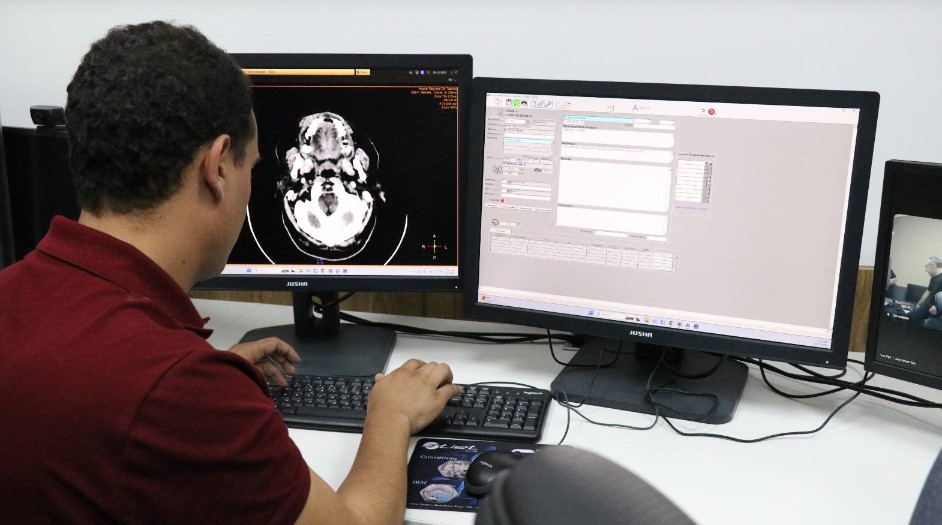 المستشفى الجامعي بمدنين يلتحق بمنظومة خدمات التصوير الطبي عن بعـــد 