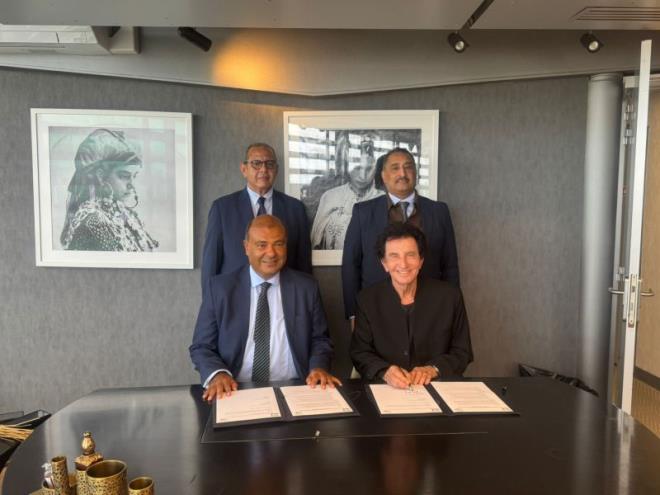 توقيع مذكرة تعاون بين اتحاد الغرف العربية ومعهد العالم العربي بباريس