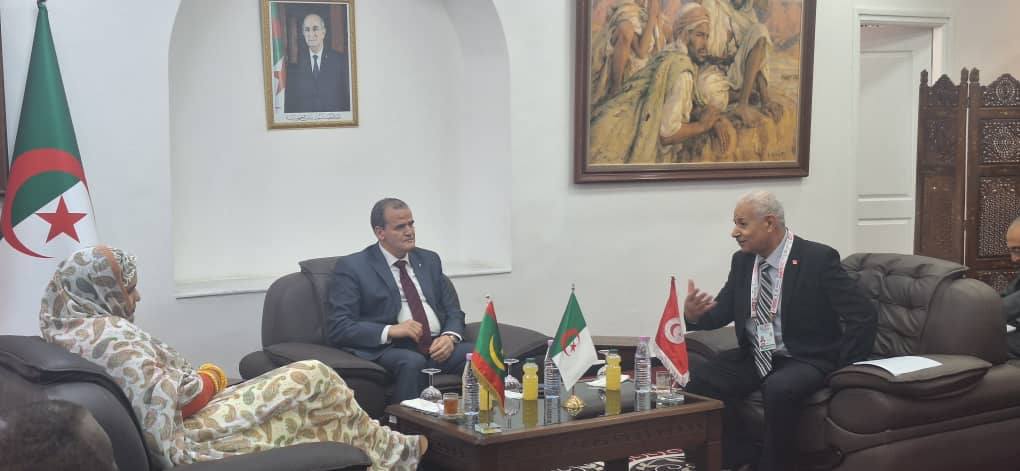 وزير التجارة