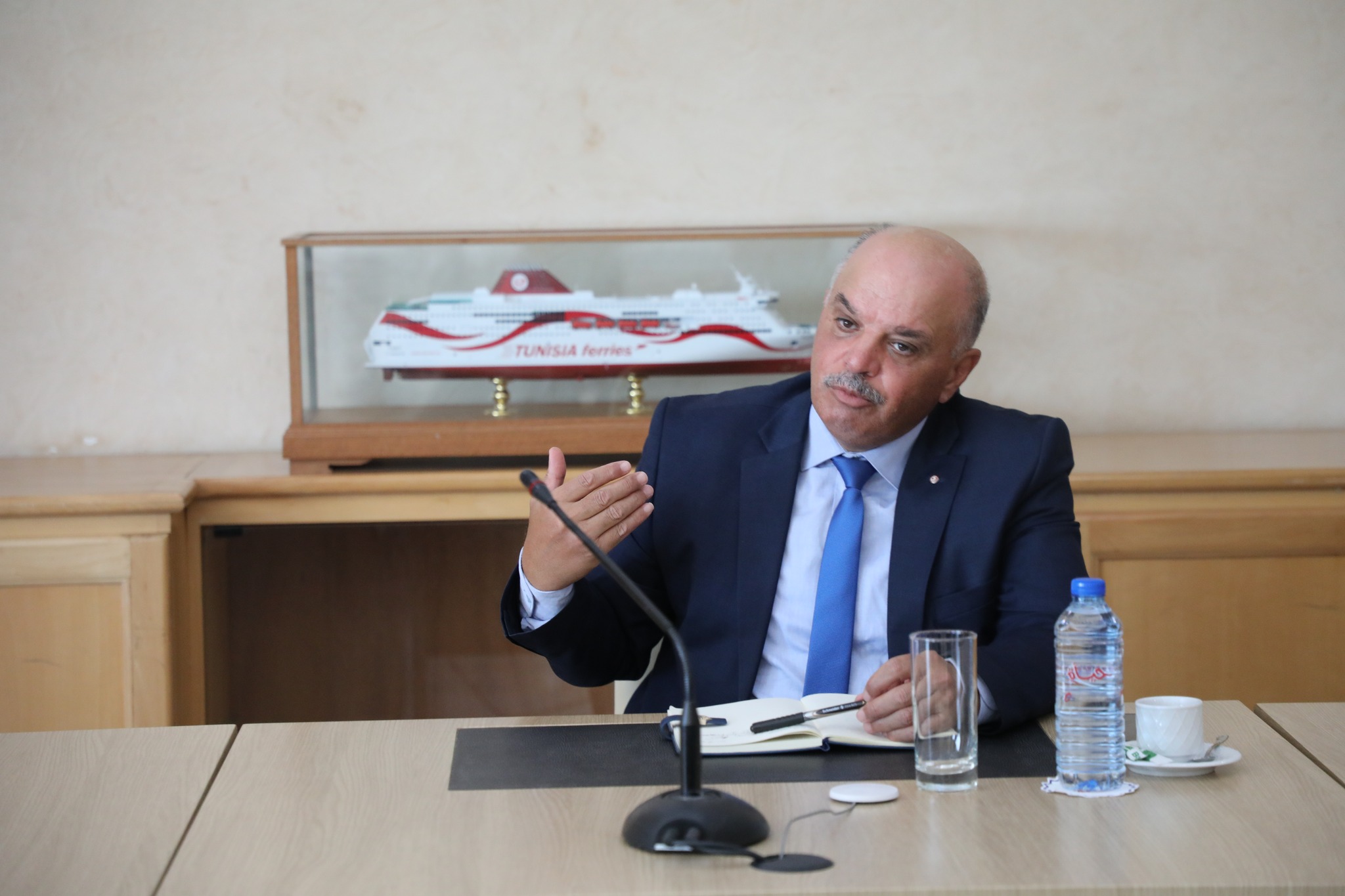 وزير النقل يتابع أداء الشركة التونسية للملاحة