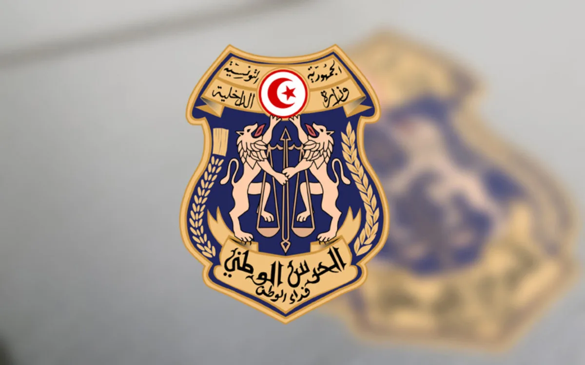 وزير الداخلية يشرف على احياء الذكرى 69 لانبعاث سلك الحرس الوطني