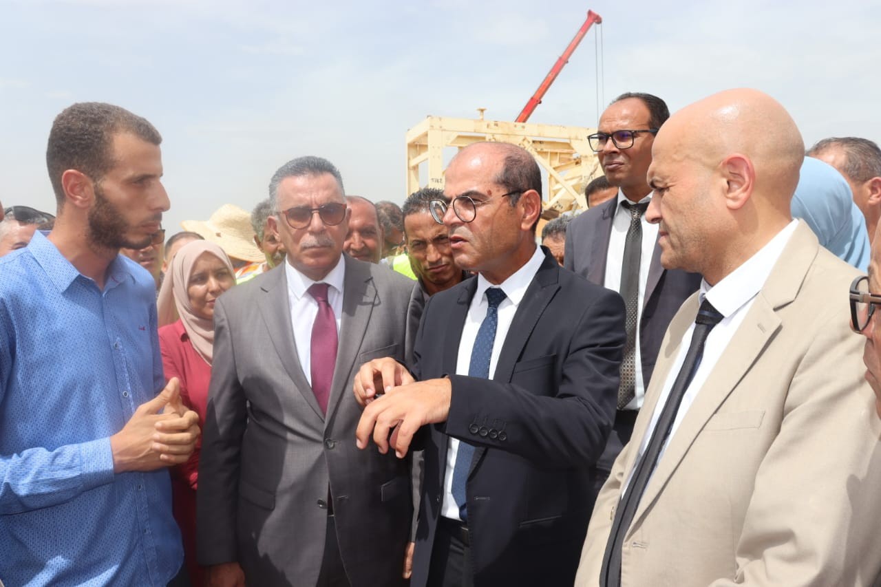 وزيرا التجهيز و املاك الدولة في القيروان