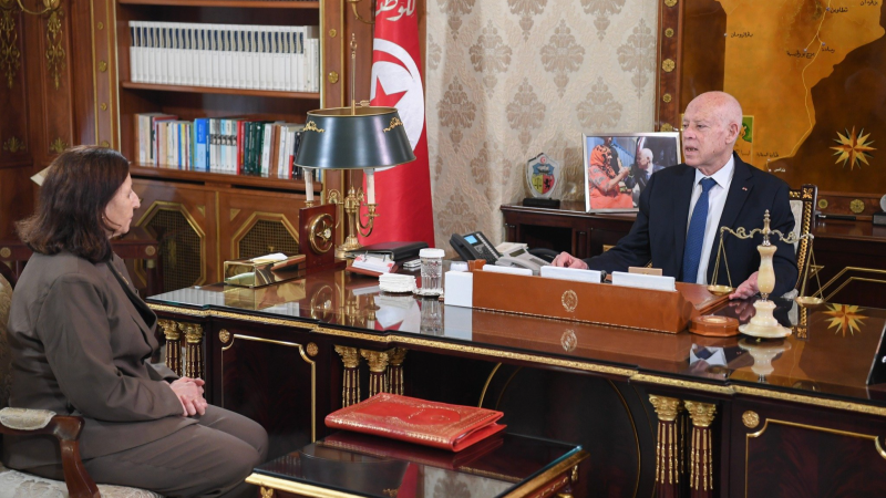 رئيس الدّولة : على الإدارة العمل على تبسيط الإجراءات لا افتعال العقبات