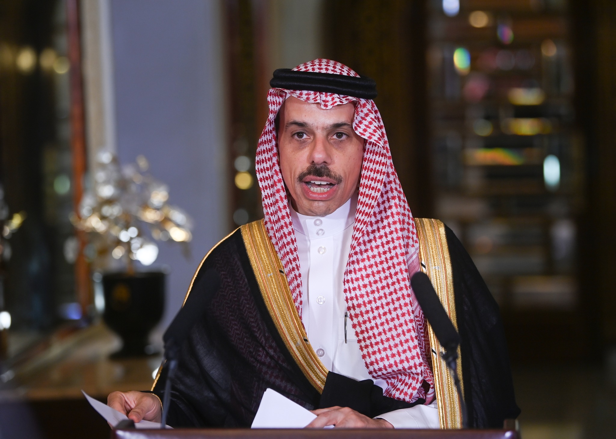 وزير الخارجية السعودي: حجم المبادلات التجارية بين تونس والسعودية بلغ 417 مليون دولار